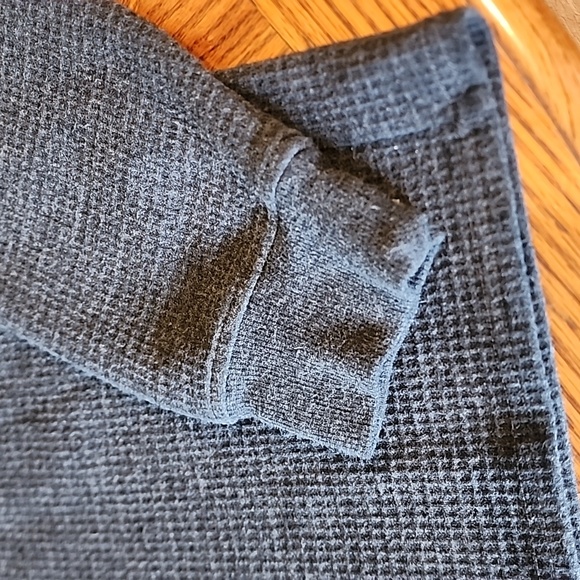 Free Country pullover - Picture 3 of 7